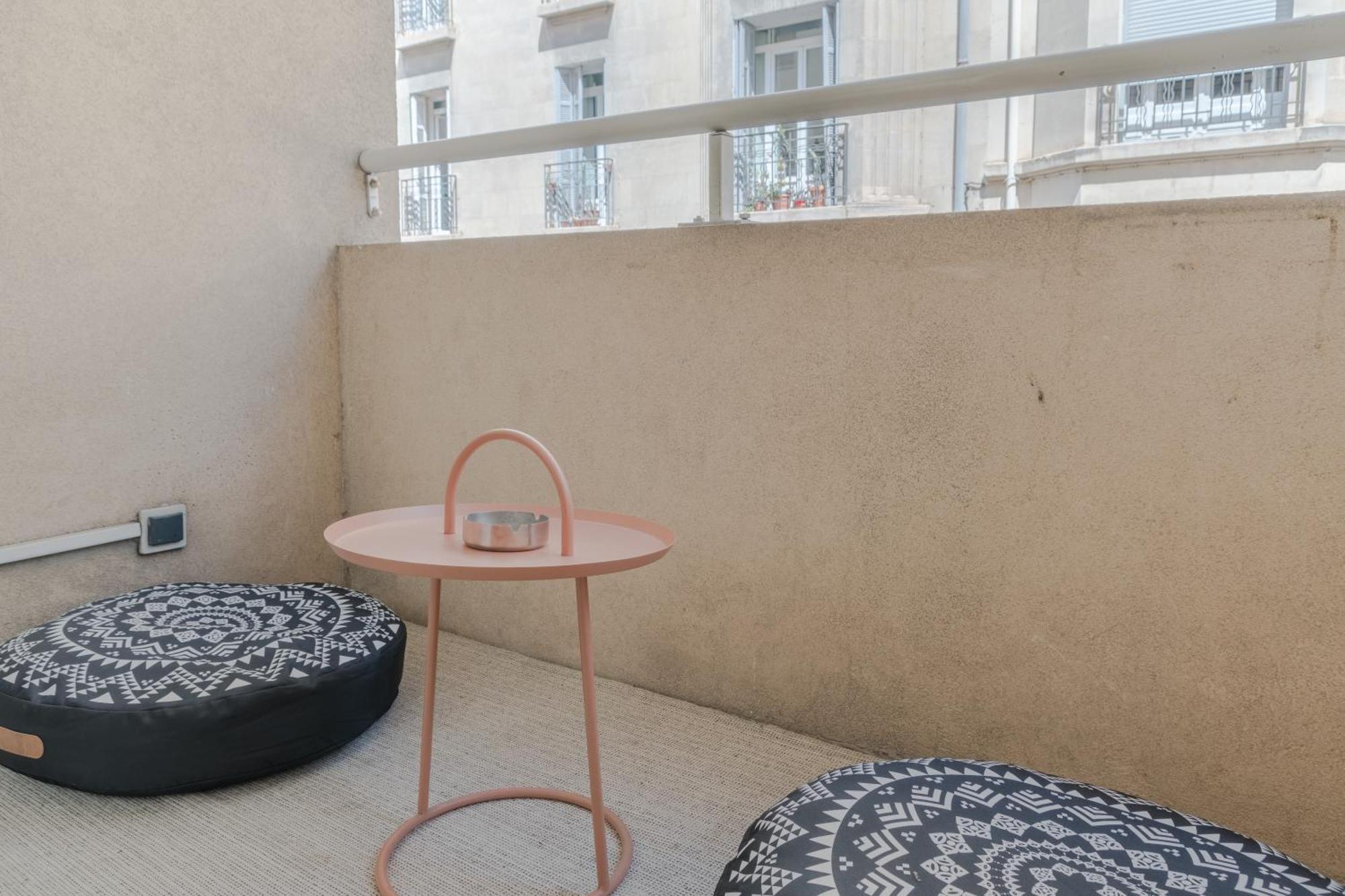 Charmant T2 Avec Balcon - Chaves Marsiglia Esterno foto